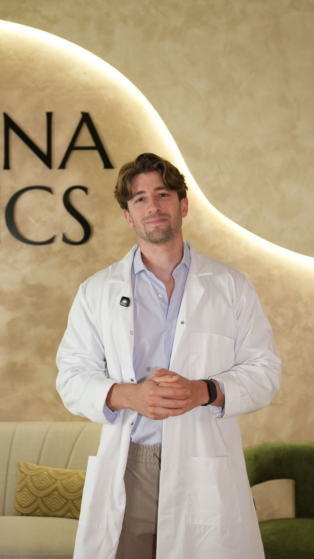 Dr. Manuel Domínguez Gómez, cirujano estético facial en Havana Clinics